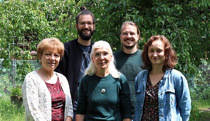 Der Arbeitsbereich Allgemeine Inklusionspädagogik und der Arbeitsbereich Körperpädagogik sind miteinander verschränkt und werden von Frau Prof. Dr. Kirsten Puhr geleitet.
Im Arbeitsbereich Algemeine Inklusionspädagogik sind neben Frau Prof. Dr. Kirsten Puhr, Frau Anne Weidermann, Herr Dr. Jens Geldner und Herr Mirko Moll als wiss. Mitarbeiter*innen sowie Frau Dagmar Günther als Sekretärin beschäftigt.